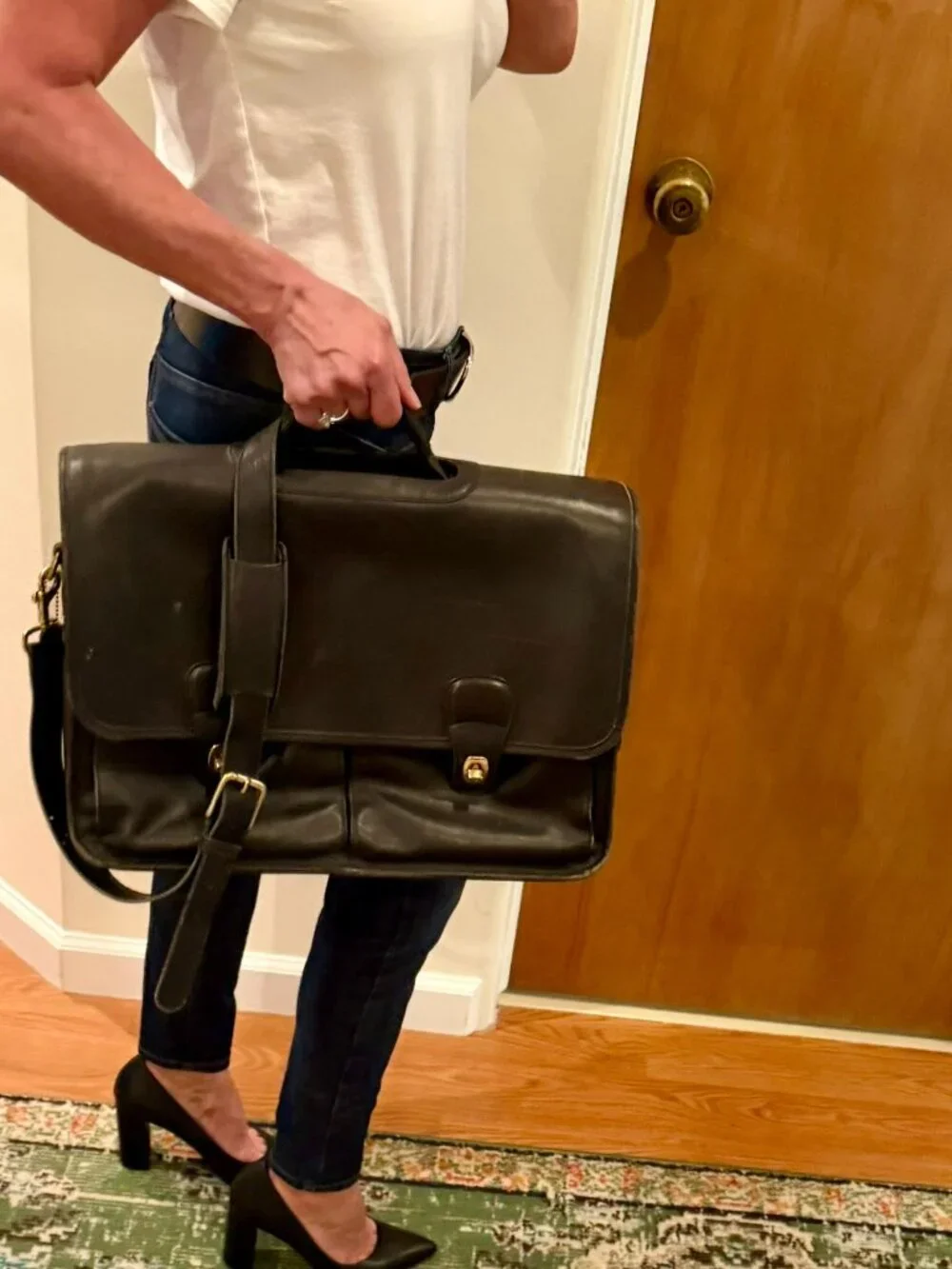 Vintage Coach FOS‑0532 Leather Attache Briefcase Black | Unisex | Shoulder Strap